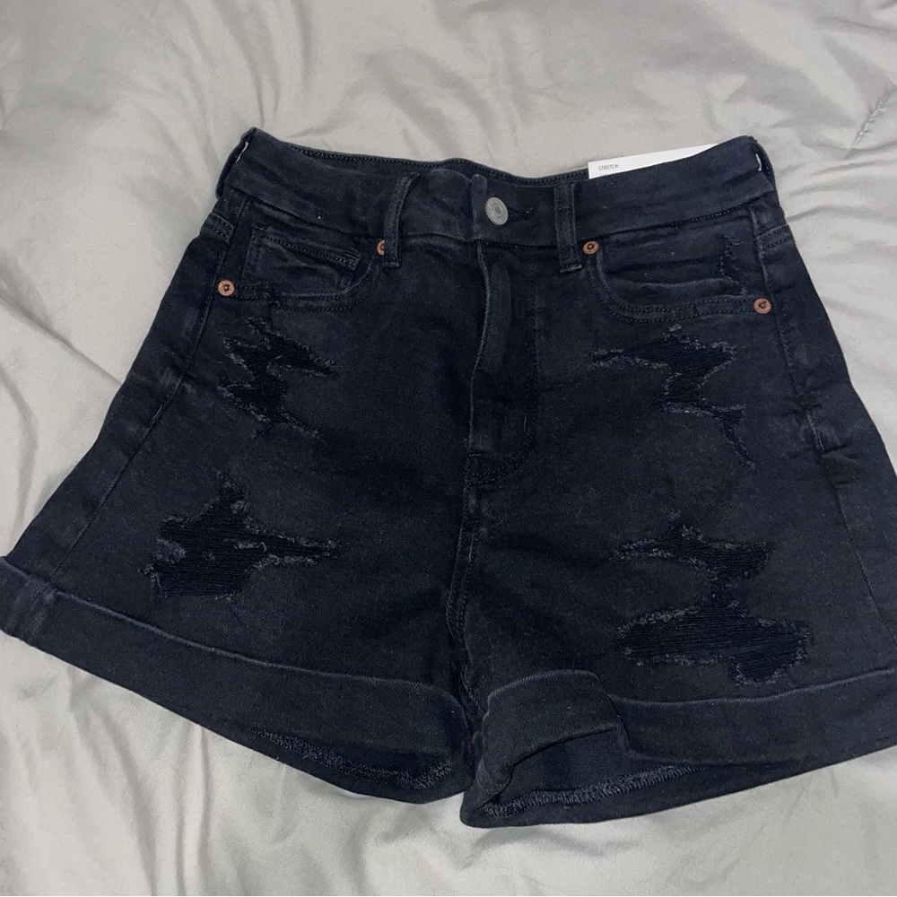 NEW WITH TAGS American Eagle Curvy Mom Shorts